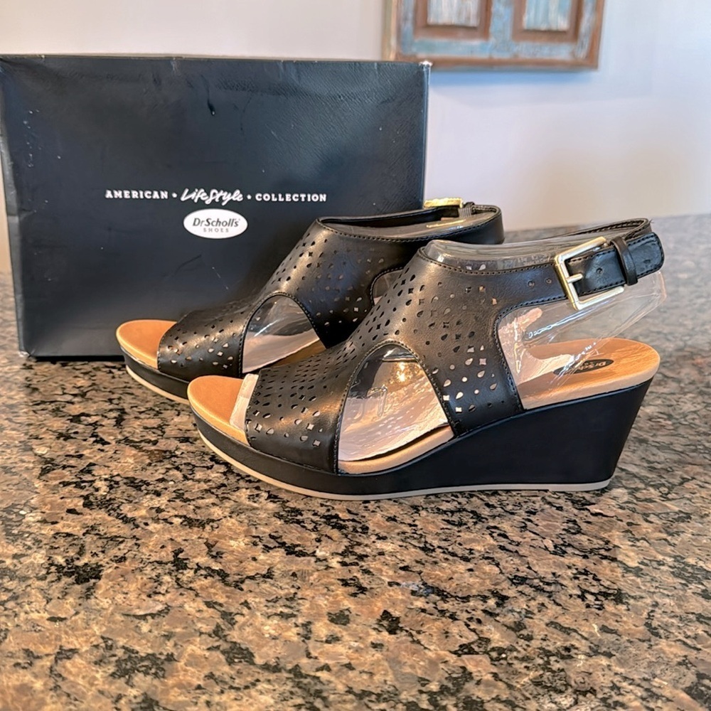 Dr Scholls Barely black peep toe wedge candles NIB 9M - Picture 1 of 9